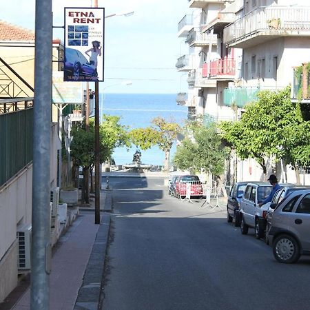 Monovano Di Schiso Giardini-Naxos Kültér fotó